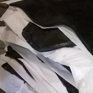 Відділ контролю якості проводить заключну перевірку готової продукції перед відвантаженням та доставкою клієнтам